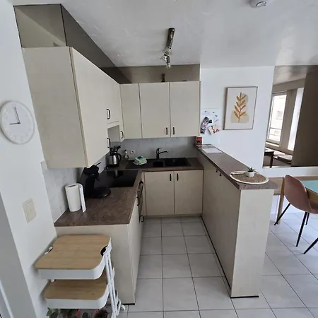 Bright And Cozy Sea And Harbour View - 4p Apartment *