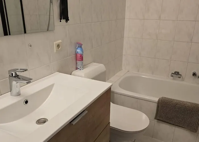 דירה Bright And Cozy Sea And Harbour View - 4p בלנקנברג