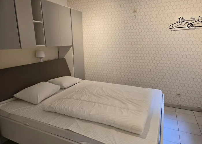 Bright And Cozy Sea And Harbour View - 4p *